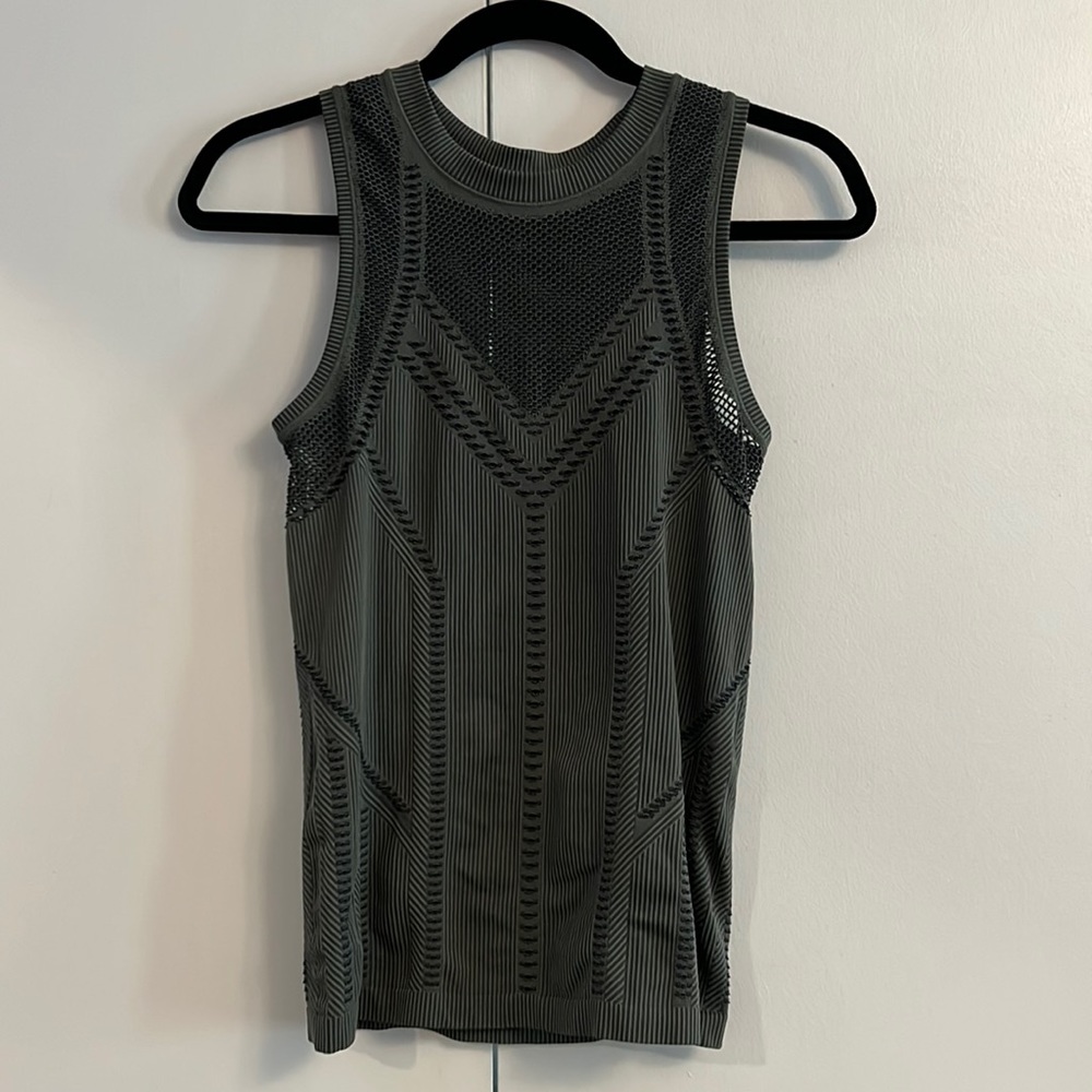 Athleta XS tank top for working out